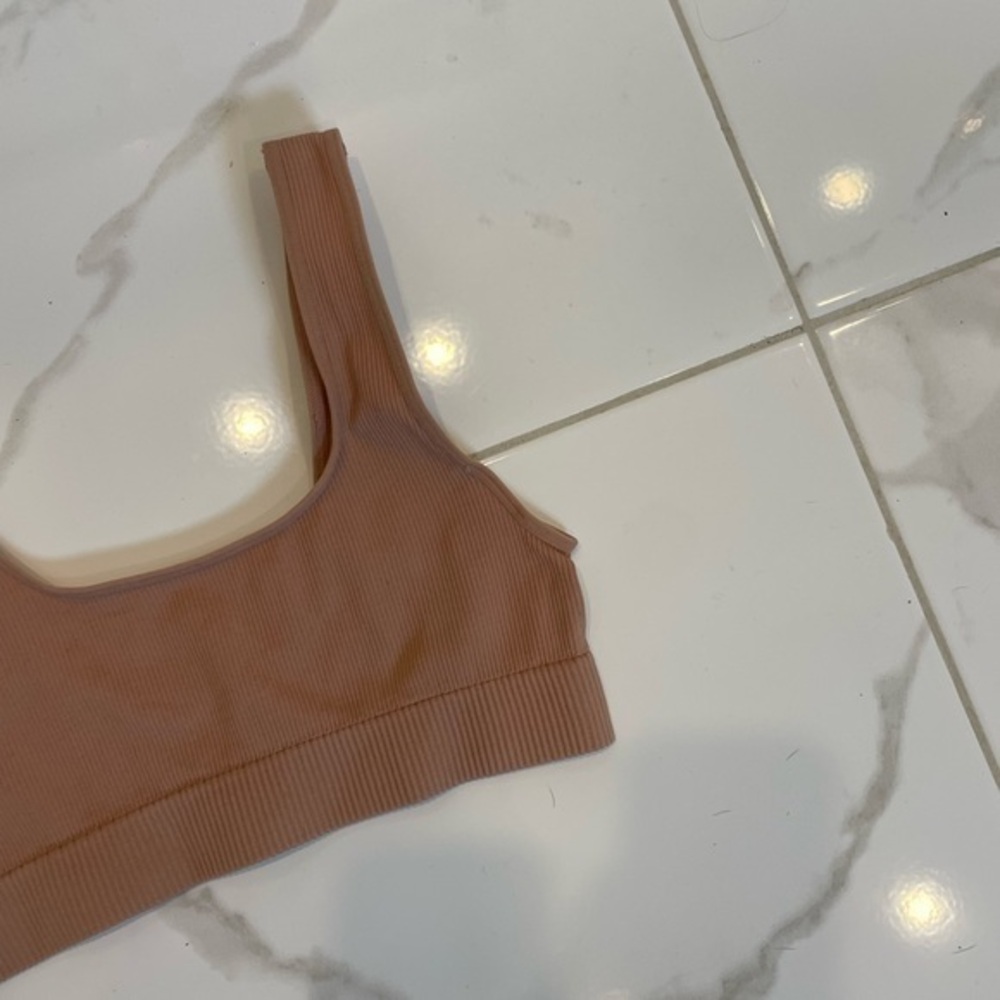 NWOT H&M | Ribbed Bralette - Picture 2 of 10